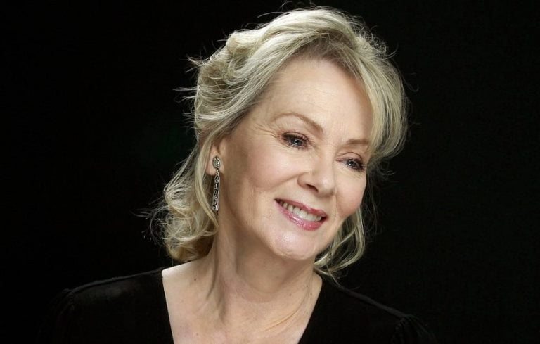 An Interesting Look At Jean Smart’s Most Lucrative Movies, Net Worth And Family