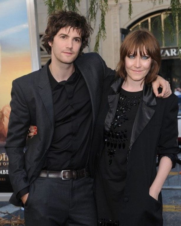 Jim Sturgess Wife, Relationship with Bae Doona, Girlfriend, Age, Height