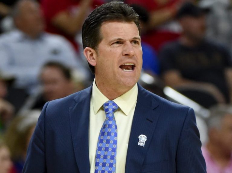 Steve Alford Bio, Wife, Son, Family, Salary, His Coaching Career » Wikibery