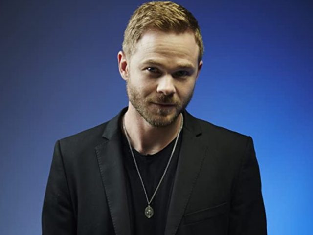 Is Shawn Ashmore Gay or Married to a Wife? His Brother, Height